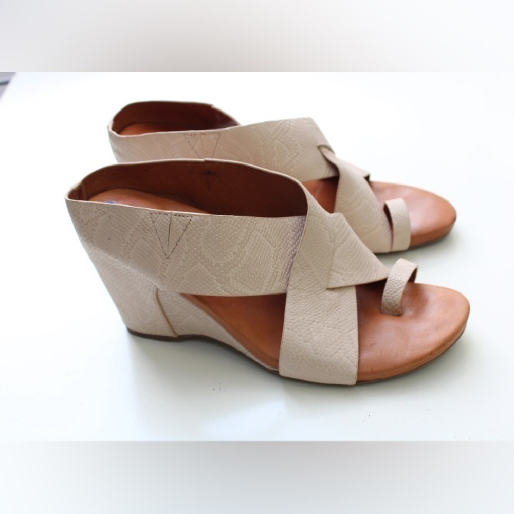 Gentle souls wedges - Picture 3 of 12